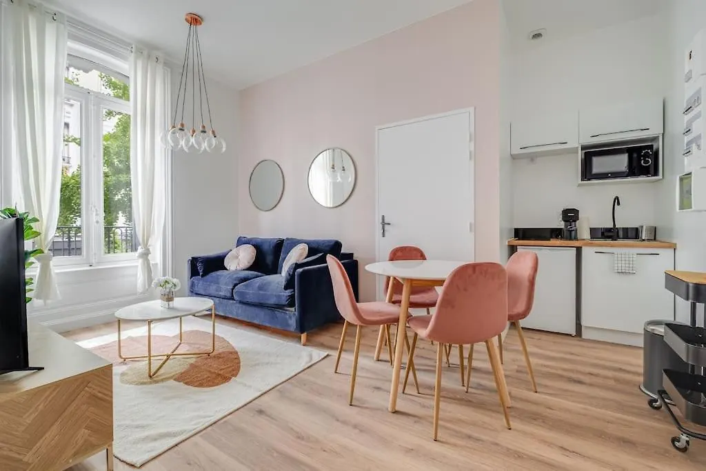 Magnifique Appartement Blush Refait A Neuf سانت إتيان