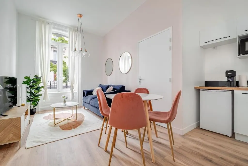Magnifique Appartement Blush Refait A Neuf سانت إتيان 0*,  فرنسا